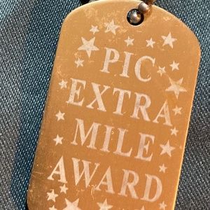 Pic Extra Mile Dog Tag